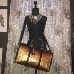 NWT MCM Metallic Gold Weekender STUNNING